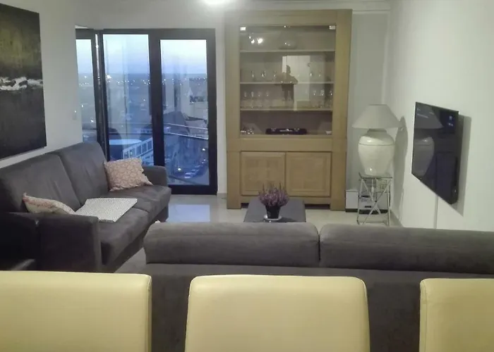 Hydro Palace Apartment *