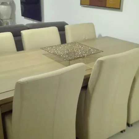 Hydro Palace Apartment